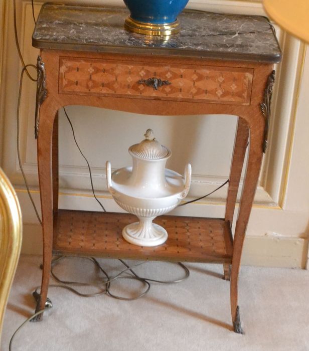 vase décoratif - © Ministère de la Culture (France), Conservation des antiquités et des objets d’art d’Ille-et-Vilaine - Tous droits réservés