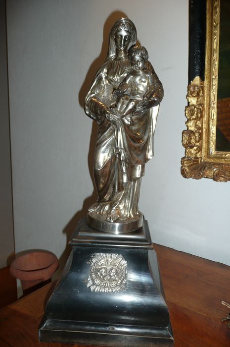 statue : Vierge à l'Enfant - © Ministère de la Culture (France), Conservation des antiquités et des objets d'art d'Ille-et-Vilaine, tous droits réservés