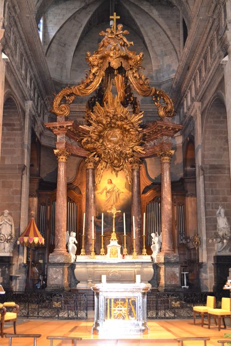 autel, dais d'autel (maître-autel, baldaquin) - © Ministère de la Culture (France), Conservation des antiquités et des objets d’art d’Ille-et-Vilaine - Tous droits réservés