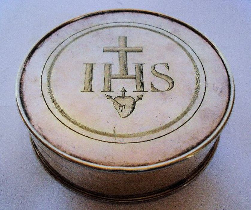 boîte à hosties - © Ministère de la Culture (France), Conservation des antiquités et des objets d’art d’Ille-et-Vilaine - Tous droits réservés