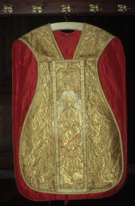 Chasuble (ornement doré)