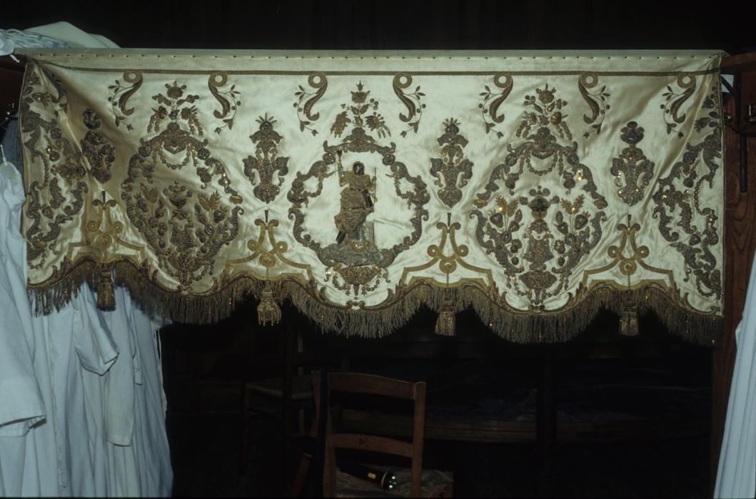 dais de procession, vue partielle
