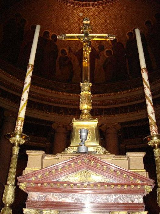 croix d'autel