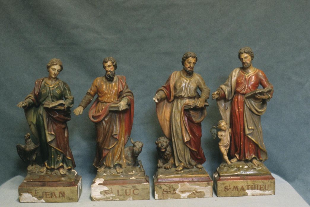 statues (figurines) : Evangélistes (les) - © Ministère de la Culture (France), Conservation des antiquités et des objets d'art d'Ille-et-Vilaine, tous droits réservés