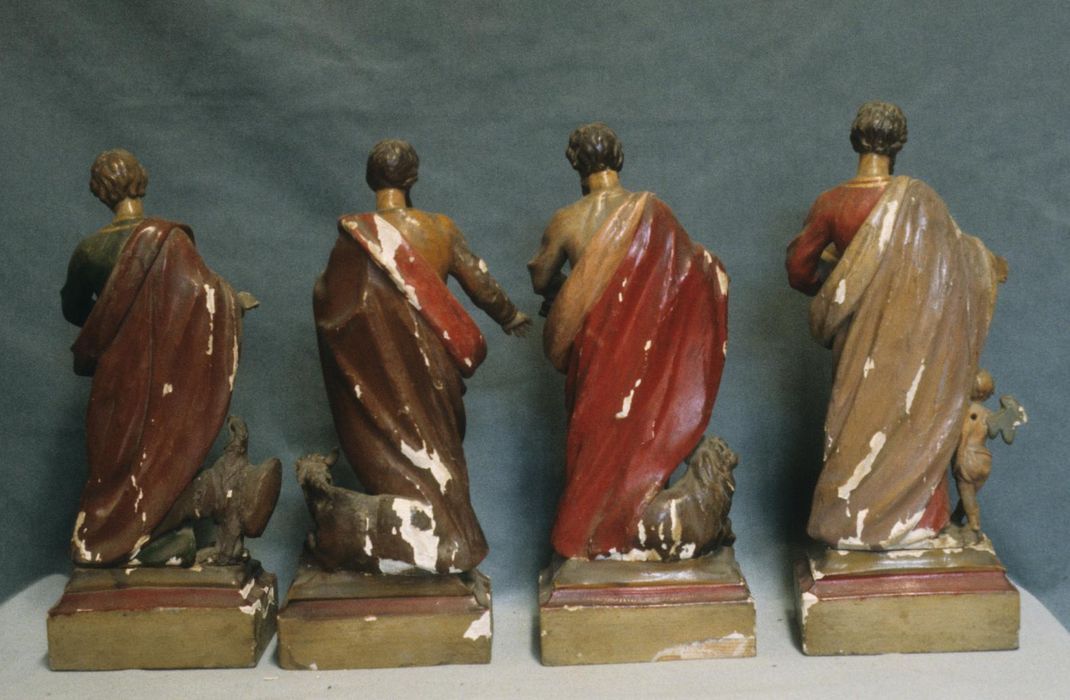 statues (figurines) : Evangélistes (les), revers, vue générale