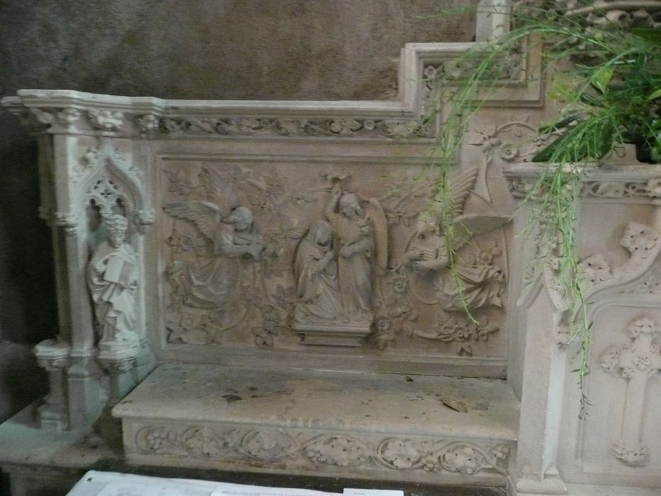 autel de la Vierge, détail d'un bas-relief du retable : Annonciation (l')