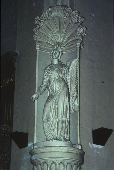 statue : Saint Etienne - © Ministère de la Culture (France), Conservation des antiquités et des objets d’art d’Ille-et-Vilaine - Tous droits réservés