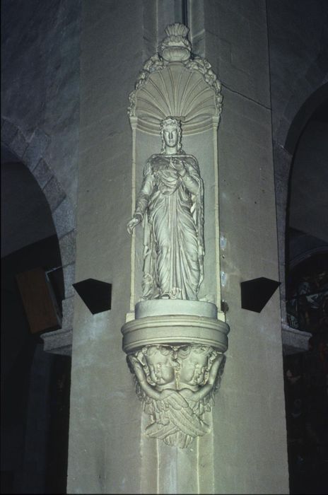 statue : Saint Louis - © Ministère de la Culture (France), Conservation des antiquités et des objets d'art d'Ille-et-Vilaine, tous droits réservés