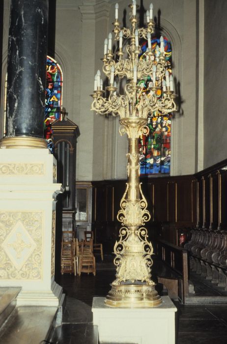 chandelier d'église - © Ministère de la Culture (France), Conservation des antiquités et des objets d’art d’Ille-et-Vilaine - Tous droits réservés