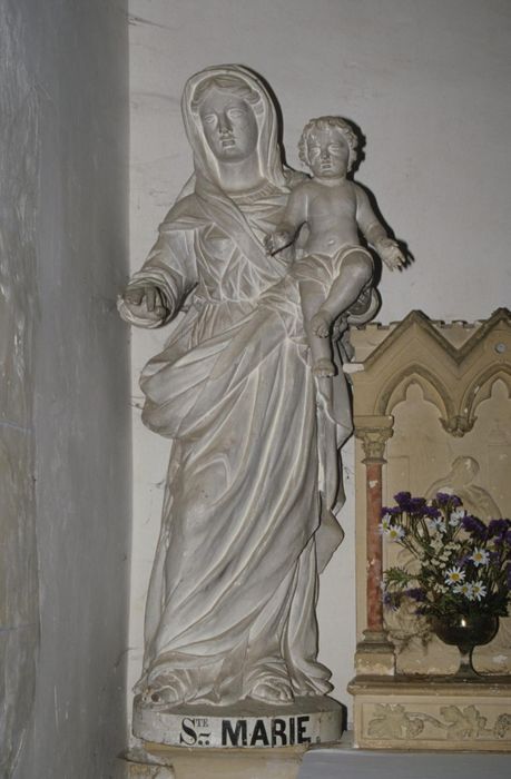 statue : Vierge à l'Enfant - © Ministère de la Culture (France), Conservation des antiquités et des objets d'art d'Ille-et-Vilaine, tous droits réservés