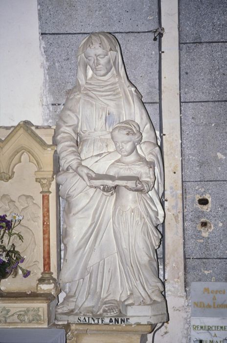 groupe sculpté : Sainte Anne et la Vierge - © Ministère de la Culture (France), Conservation des antiquités et des objets d'art d'Ille-et-Vilaine, tous droits réservés