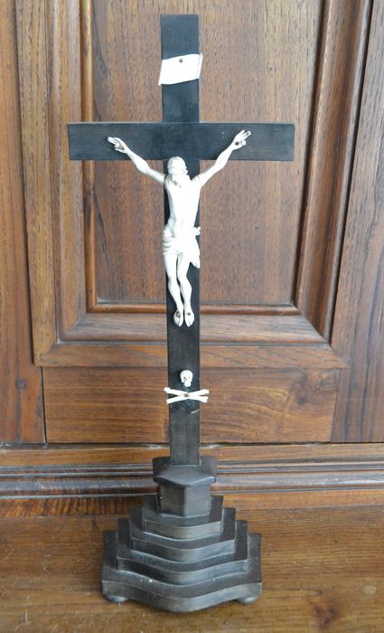 croix d'autel