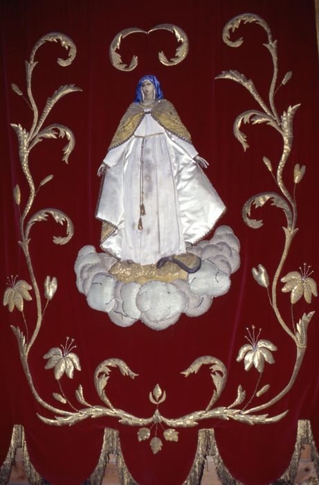 bannière de procession : Vierge de l'Immaculée Conception - © Ministère de la Culture (France), Conservation des antiquités et des objets d’art d’Ille-et-Vilaine - Tous droits réservés