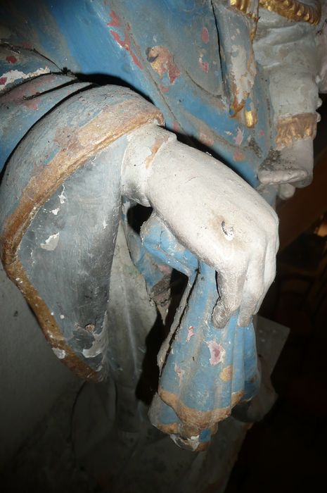 statue : Vierge à l'Enfant, détail