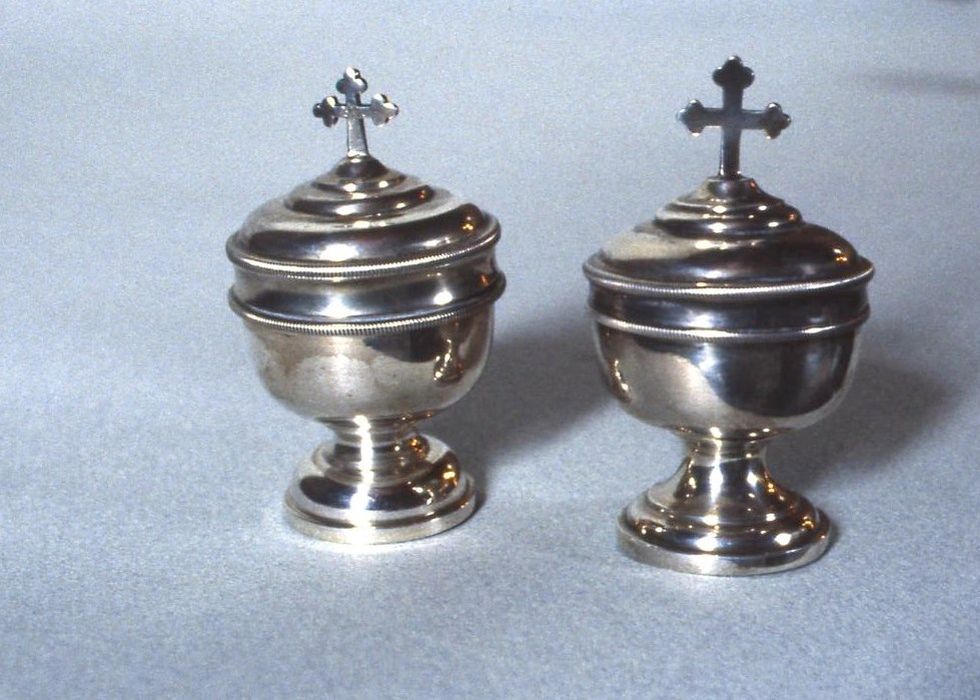 ciboires des malades (custodes) - © Ministère de la Culture (France), Conservation des antiquités et des objets d'art d'Ille-et-Vilaine, tous droits réservés