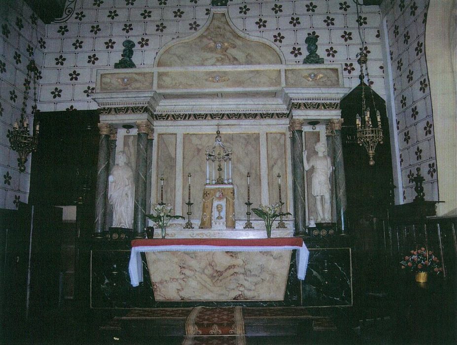 autel (maître-autel), retable, statues : Saint Uniac, saint Jean-Baptiste - © Ministère de la Culture (France), Conservation des antiquités et des objets d'art d'Ille-et-Vilaine, tous droits réservés