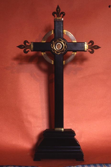 croix reliquaire - © Ministère de la Culture (France), Conservation des antiquités et des objets d’art d’Ille-et-Vilaine - Tous droits réservés