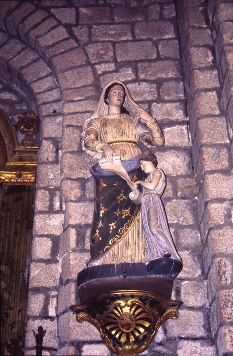 groupe sculpté : Sainte Anne et la Vierge