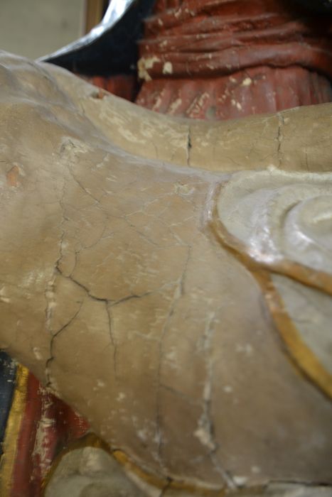 groupe sculpté : Vierge de Pitié, détail