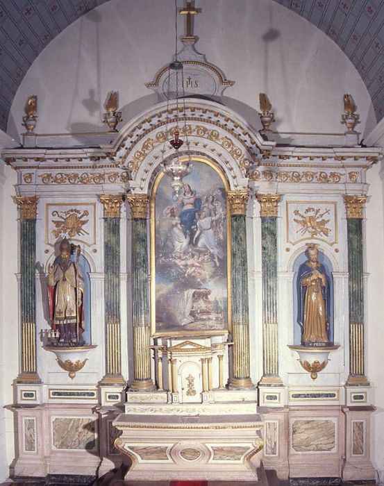 retable du maître-autel, statues : Saint Nicolas de Bari, Saint Pierre, tableau : Assomption (l') - © Ministère de la Culture (France), Conservation des antiquités et des objets d'art d'Ille-et-Vilaine, tous droits réservés