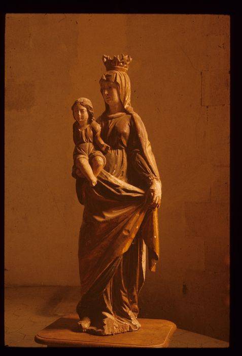 statue : Vierge à l'Enfant, vue générale