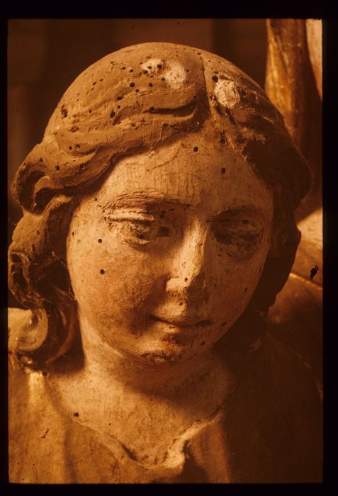 statue : Vierge à l'Enfant, détail du visage de l'enfant