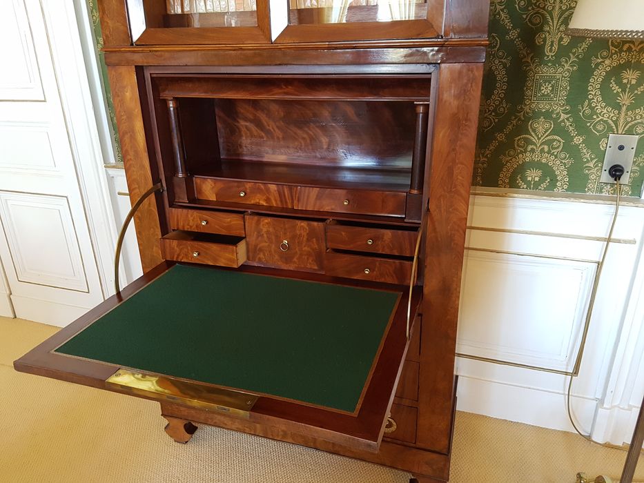secrétaire à abattant, vue partielle - © Ministère de la Culture (France), Conservation des antiquités et des objets d'art de l'Indre, tous droits réservés 