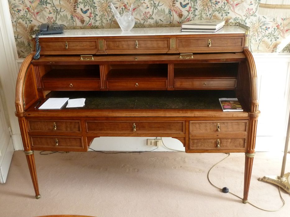 bureau (bureau à cylindre), vue générale - © Ministère de la Culture (France), Conservation des antiquités et des objets d'art de l'Indre – Tous droits réservés 