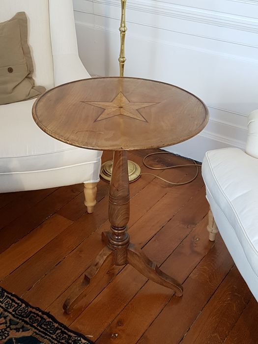 table (guéridon), vue générale - © Ministère de la Culture (France), Conservation des antiquités et des objets d'art de l'Indre, tous droits réservés 