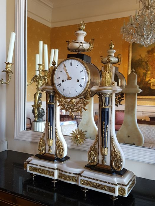 pendule (pendule portique), vue générale - © Ministère de la Culture (France), Conservation des antiquités et des objets d'art de l'Indre, tous droits réservés 