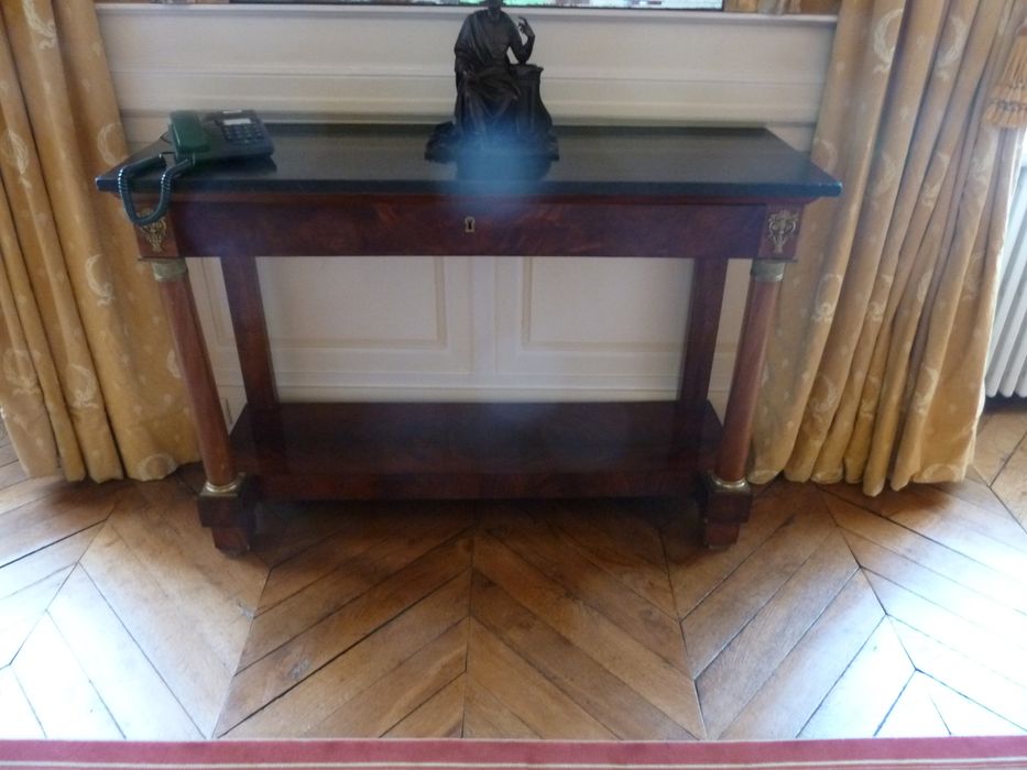 console (n°3), vue générale - © Ministère de la Culture (France), Conservation des antiquités et des objets d'art de l'Indre, tous droits réservés 