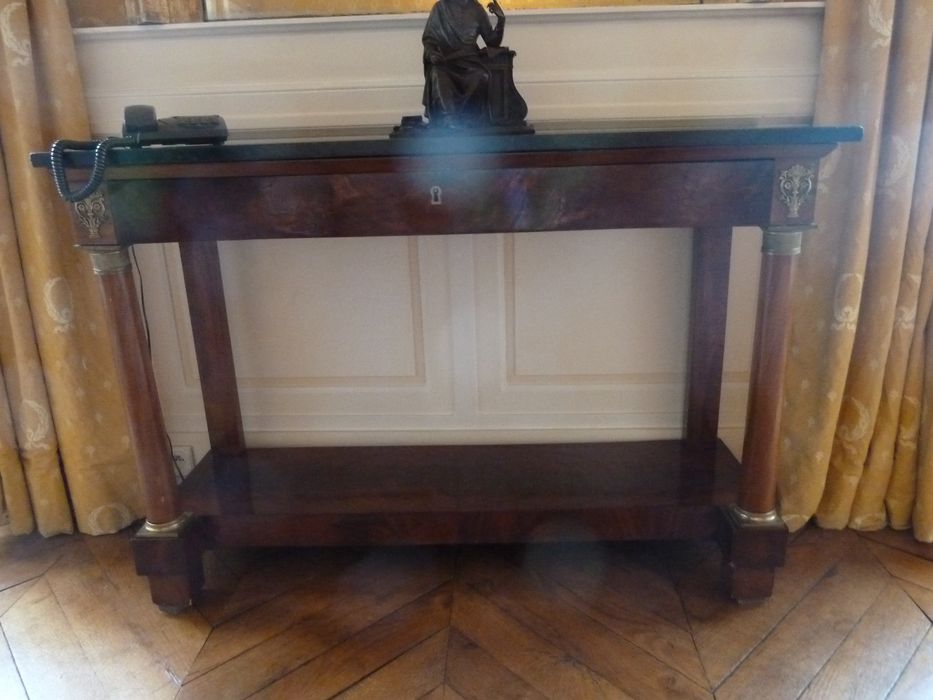 console (n°3), vue générale - © Ministère de la Culture (France), Conservation des antiquités et des objets d'art de l'Indre, tous droits réservés 