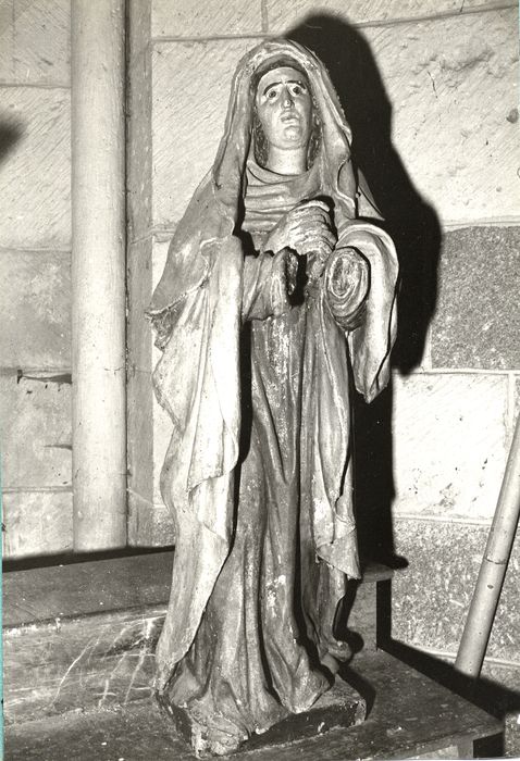 statue : Vierge de Calvaire, vue générale