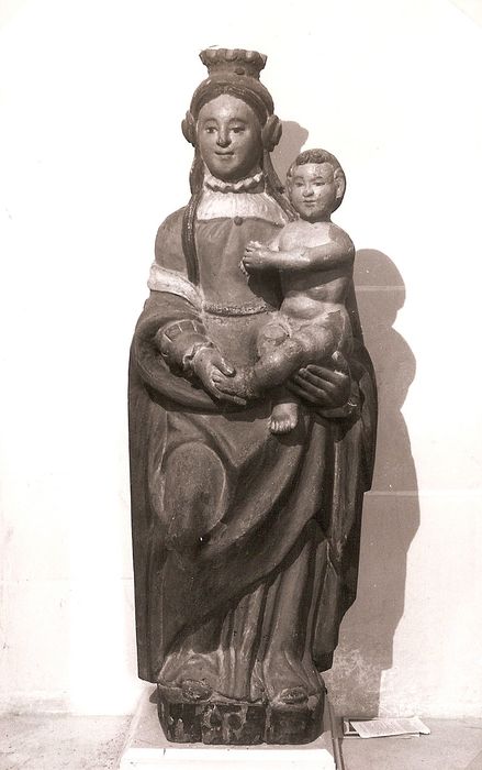 Statue : Vierge à l'Enfant