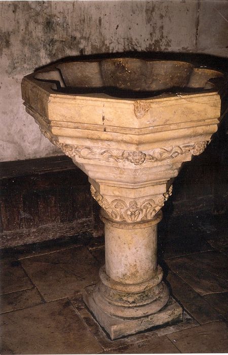 bénitier, vue générale - © Ministère de la Culture (France), Conservation des antiquités et des objets d'art de l'Indre, tous droits réservés 