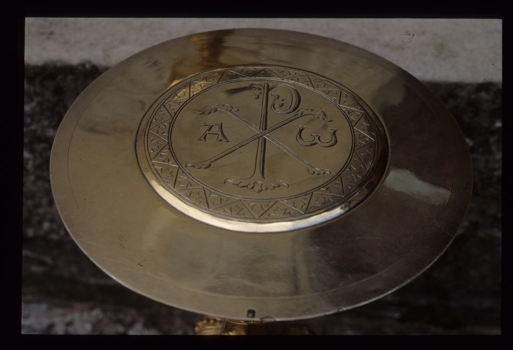 patène, vue générale - © Ministère de la Culture (France), Conservation des antiquités et des objets d'art de l'Indre, tous droits réservés 