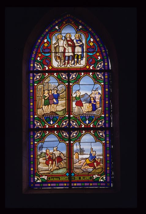 verrière (baie 2) : Les Bons Saints, vue générale - © Ministère de la Culture (France), Conservation des antiquités et des objets d'art de l'Indre, tous droits réservés 