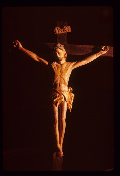 statue : Christ en croix, vue générale - © Ministère de la Culture (France), Conservation des antiquités et des objets d'art de l'Indre – Tous droits réservés 