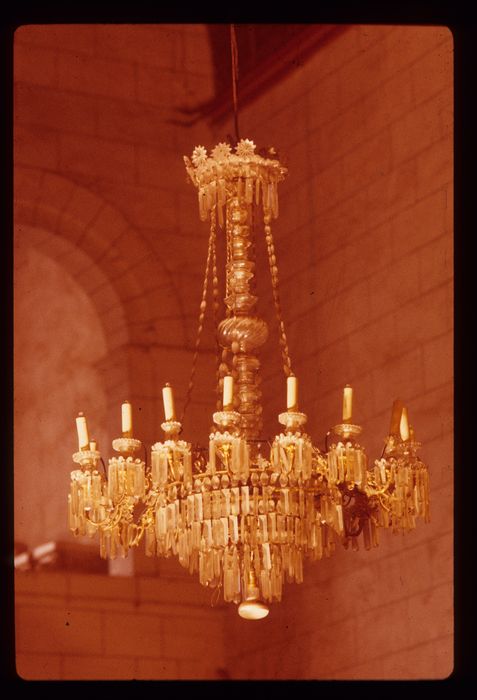 lustre, vue générale - © Ministère de la Culture (France), Conservation des antiquités et des objets d'art de l'Indre, tous droits réservés 