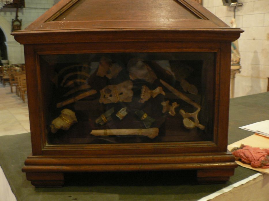 reliquaire, vue partielle - © Ministère de la Culture (France), Conservation des antiquités et des objets d'art de l'Indre, tous droits réservés 