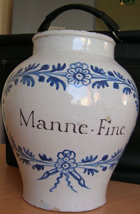 vase décoratif (pot), vue générale - © Ministère de la Culture (France), Conservation des antiquités et des objets d'art de l'Indre, tous droits réservés 