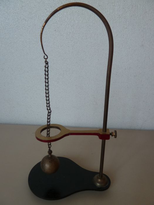 instrument de démonstration en thermodynamique (anneau de s'Gravesande) (n°1), vue générale - © Ministère de la Culture (France), Conservation des antiquités et des objets d'art de l'Indre, tous droits réservés 