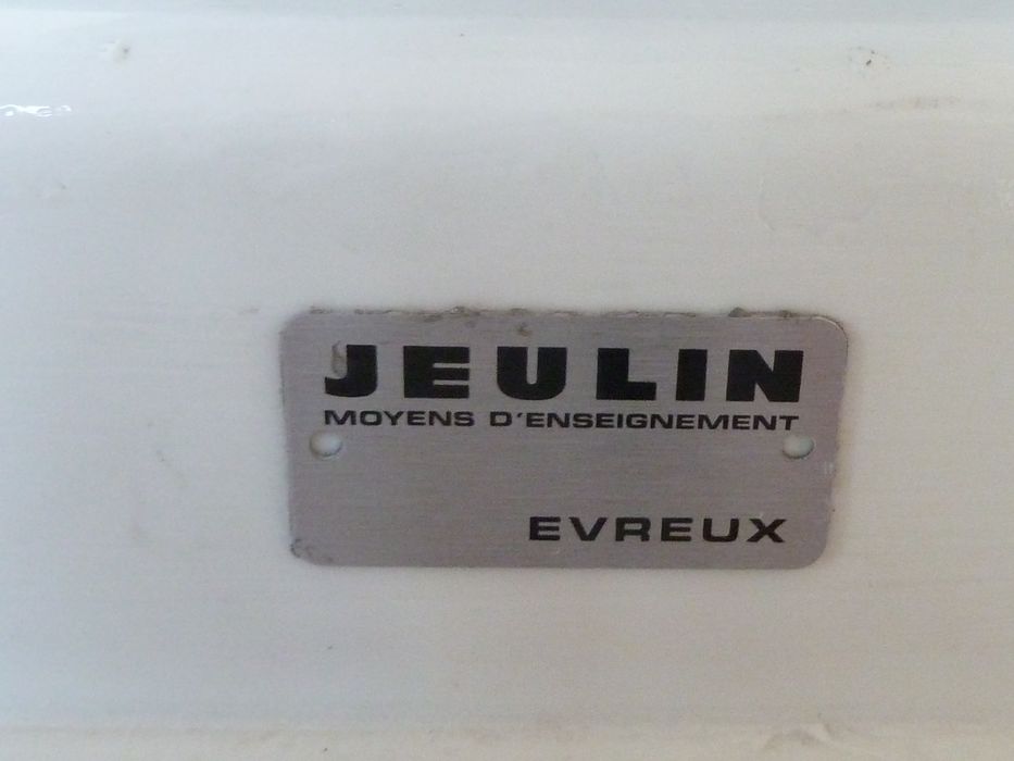 écorché de moteur inscription, détail - © Ministère de la Culture (France), Conservation des antiquités et des objets d'art de l'Indre, tous droits réservés 