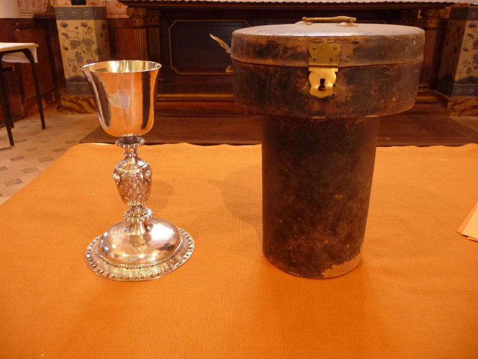 calice et sa boîte, vue générale - © Ministère de la Culture (France), Conservation des antiquités et des objets d'art de l'Indre, tous droits réservés 