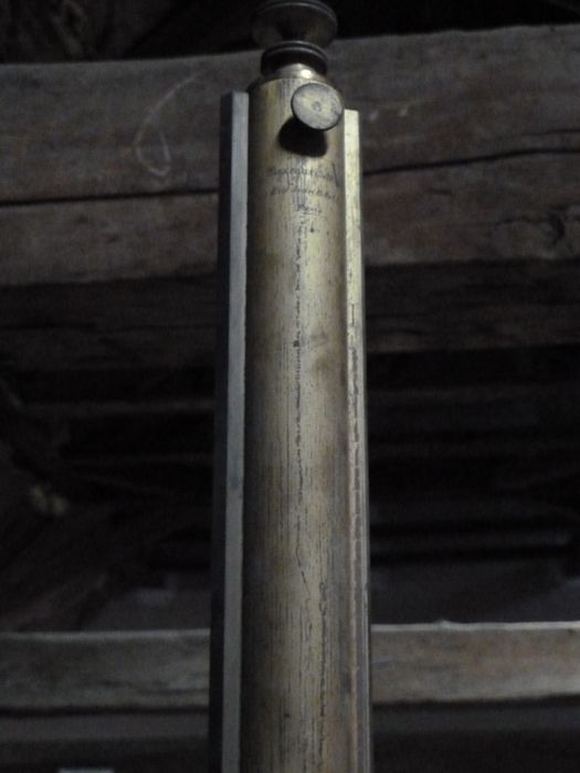 instrument de mesure des longueurs (cathétomètre) de Perreaux de l'Orne, vue partielle - © Ministère de la Culture (France), Conservation des antiquités et des objets d'art de l'Indre, tous droits réservés 