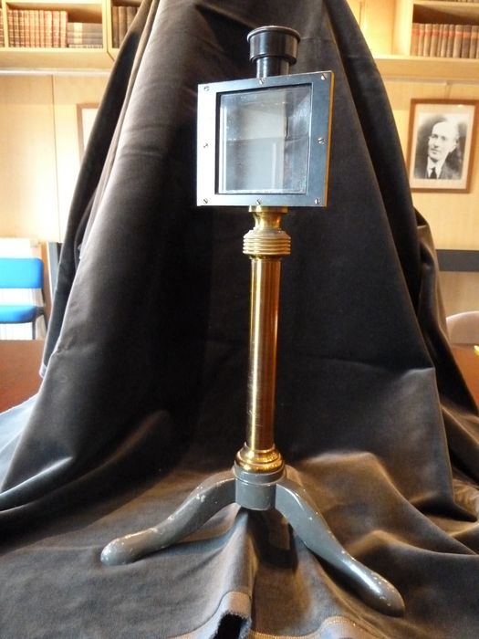 instrument de démonstration en optique (prisme), vue générale - © Ministère de la Culture (France), Conservation des antiquités et des objets d'art de l'Indre, tous droits réservés 