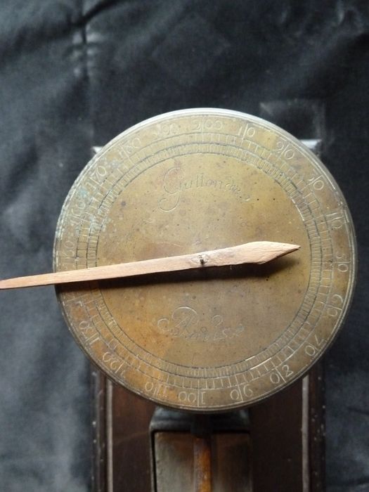 thermomètre (pyromètre à levier), détail - © Ministère de la Culture (France), Conservation des antiquités et des objets d'art de l'Indre, tous droits réservés 