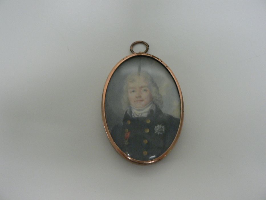 miniature : Talleyrand en habit bleu, vue générale