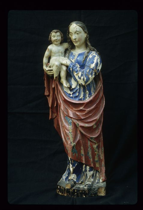 statue : Vierge à l'Enfant