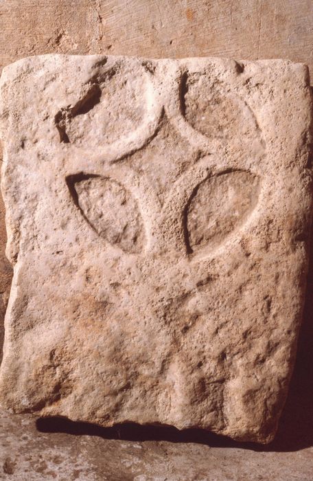 linteau (fragment) - © Ministère de la Culture (France), Conservation des antiquités et des objets d'art de l'Indre, tous droits réservés 